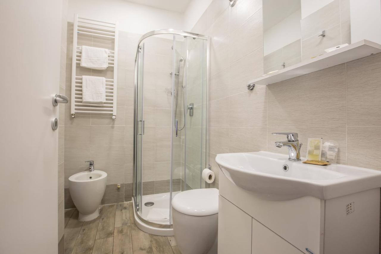 רומא Azzurra Rooms מראה חיצוני תמונה